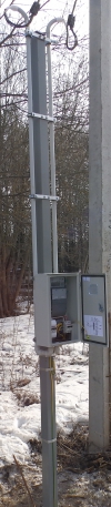 Трубостойка для электричества. Установка в деревне Кривцово Солнечногорского района.