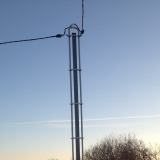 Высокая трубостойка по правилам ПУЭ. Установлена через дорогу около границ участка.Высота 6 метров.
